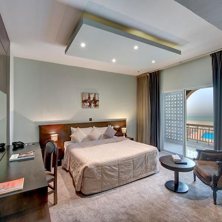 Sharjah Carlton Hotel Εξωτερικό φωτογραφία